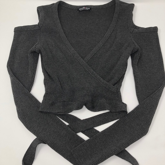 Fashion Nova Sweaters - FASHION NOVA Cropped Sweater